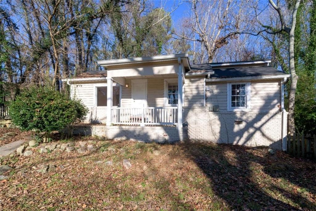 2 bedroom, 2 bathroom, 1,022 sq ft single family residence for rent at 2344 SE Ripplewater Drive, Atlanta, GA 30316 for $2,250 a month — photo 1 of 18