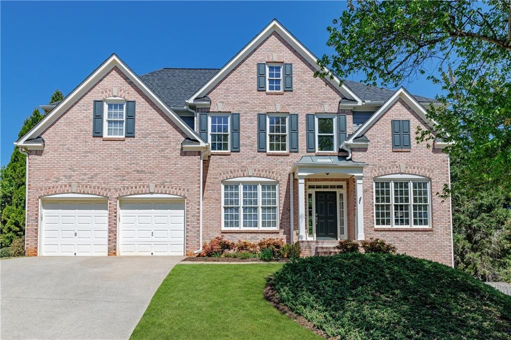 6 bedroom, 4 bathroom, 3,938 sq ft single family residence sold at 3735 Ansley Park Drive, Suwanee, GA 30024