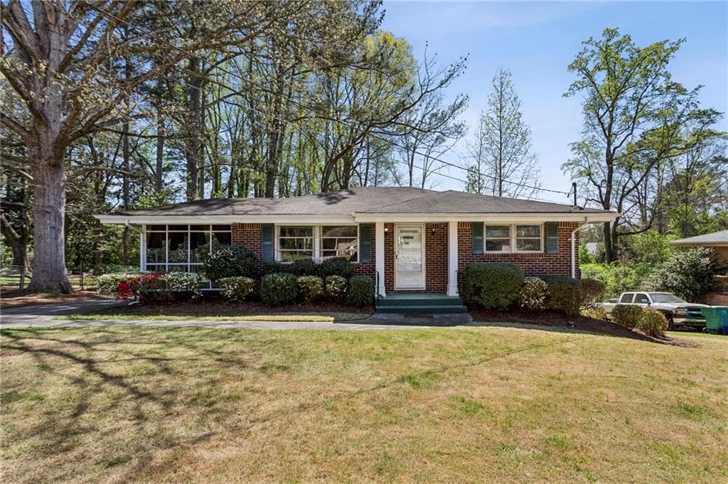 3 bedroom, 1 bathroom, 1,039 sq ft single family residence sold at 970 Brentwood Drive, Smyrna, GA 30082