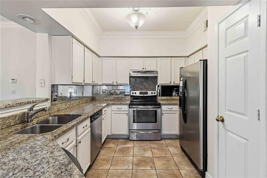 3 bedroom, 2 bathroom, 1,402 sq ft condominium for sale at 3777 Peachtree Road 533, Brookhaven, GA 30319 — photo 5