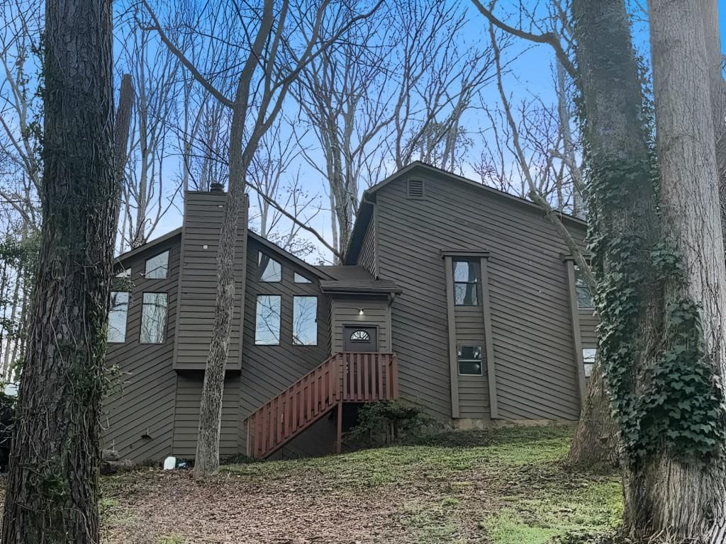 136 Creekview Drive, Woodstock, GA 30188 — most recent listing photo