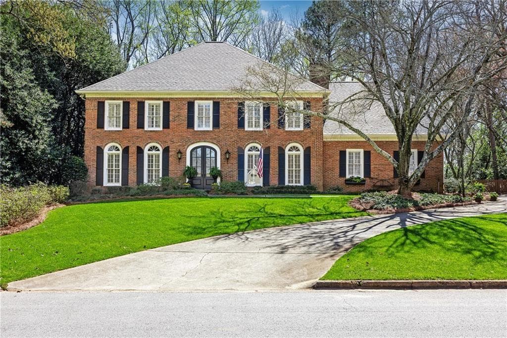 4 bedroom, 5 bathroom, 4,395 sq ft single family residence sold at 310 Cameron Ridge Drive, Atlanta, GA 30328