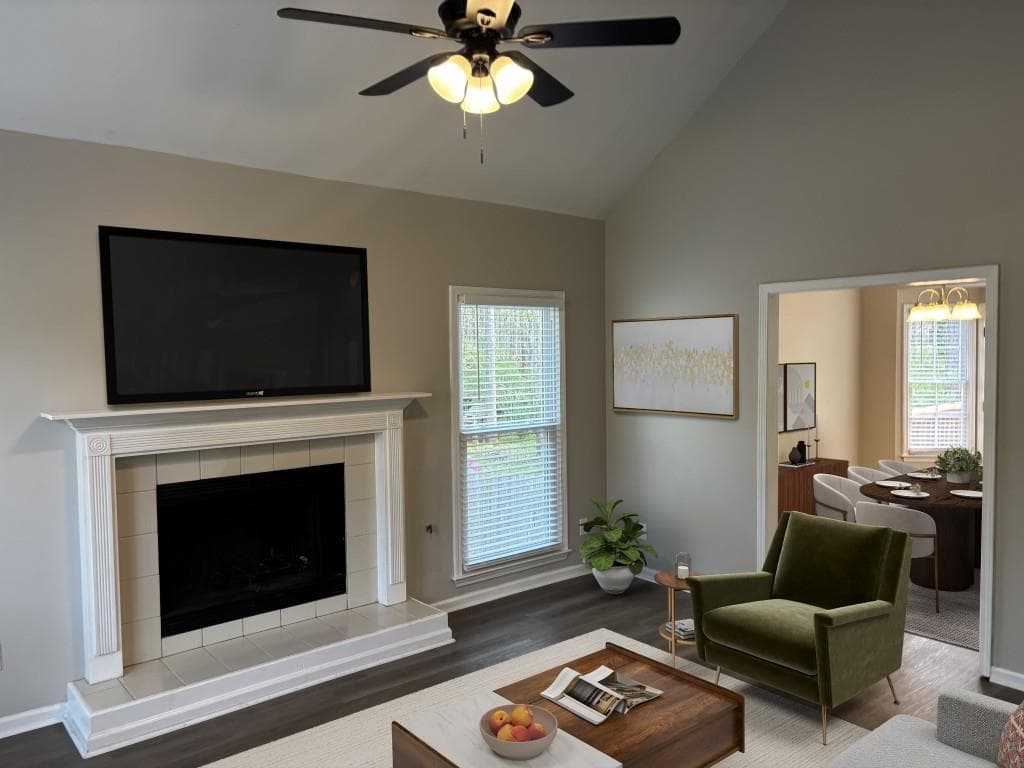 4 bedroom, 3 bathroom, 2,713 sq ft single family residence under contract at 4390 Pinewalk Drive, Alpharetta, GA 30022 — photo 3