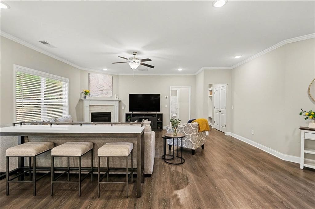 6 bedroom, 4 bathroom, 3,451 sq ft single family residence for sale at 540 Glen Abbey Circle, Mableton, GA 30126 — photo 6