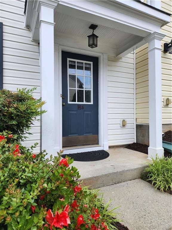 3 bedroom, 3 bathroom, 1,370 sq ft townhouse for sale at 10900 Wittenridge Drive H8, Alpharetta, GA 30022 — photo 4