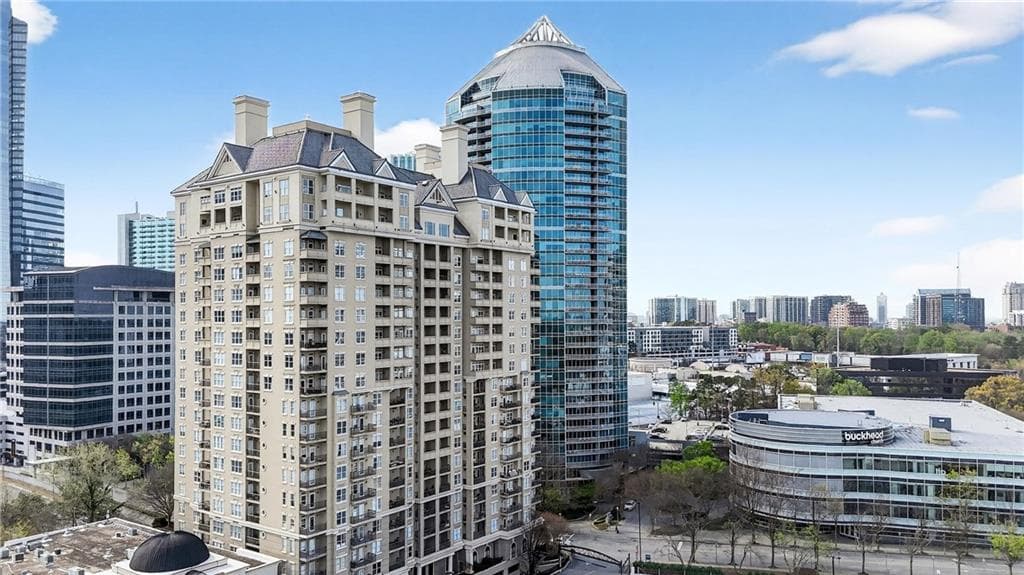 1 bedroom, 1 bathroom, 793 sq ft condominium sold at 3334 Peachtree Road 911, Atlanta, GA 30326