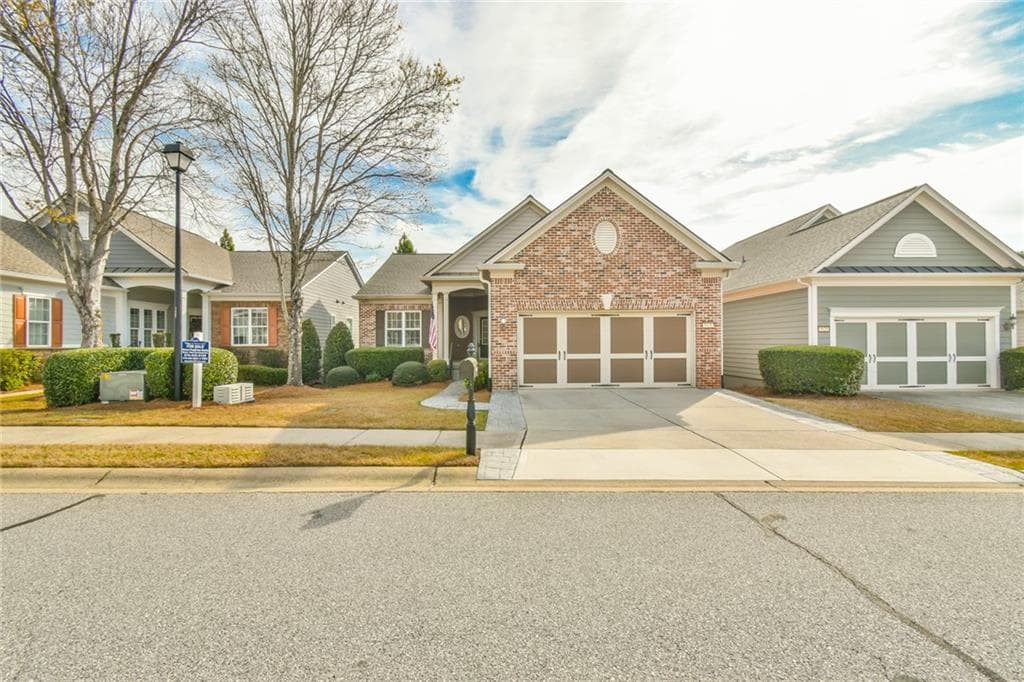 3 bedroom, 3 bathroom, 3,704 sq ft single family residence for sale at 5921 Bellflower Way, Hoschton, GA 30548 — photo 2