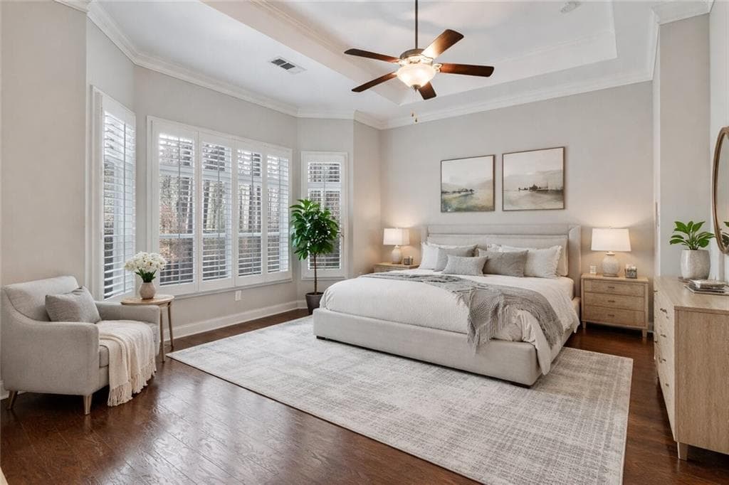 4 bedroom, 3 bathroom, 3,046 sq ft single family residence for sale at 1536 Habershal Road, Atlanta, GA 30318 — photo 4