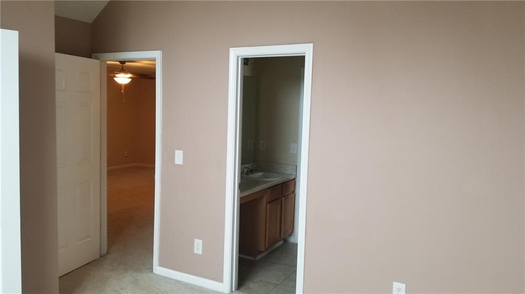 5 bedroom, 4 bathroom, 2,804 sq ft single family residence for rent at 3155 Hunting Creek Pass, Douglasville, GA 30135 for $2,200 a month — photo 7