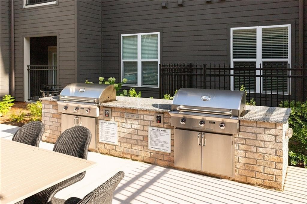 1 bedroom, 1 bathroom, 728 sq ft apartment for rent at 501 W Waugh Street A2, Dalton, GA 30720 for $1,514 a month — photo 7