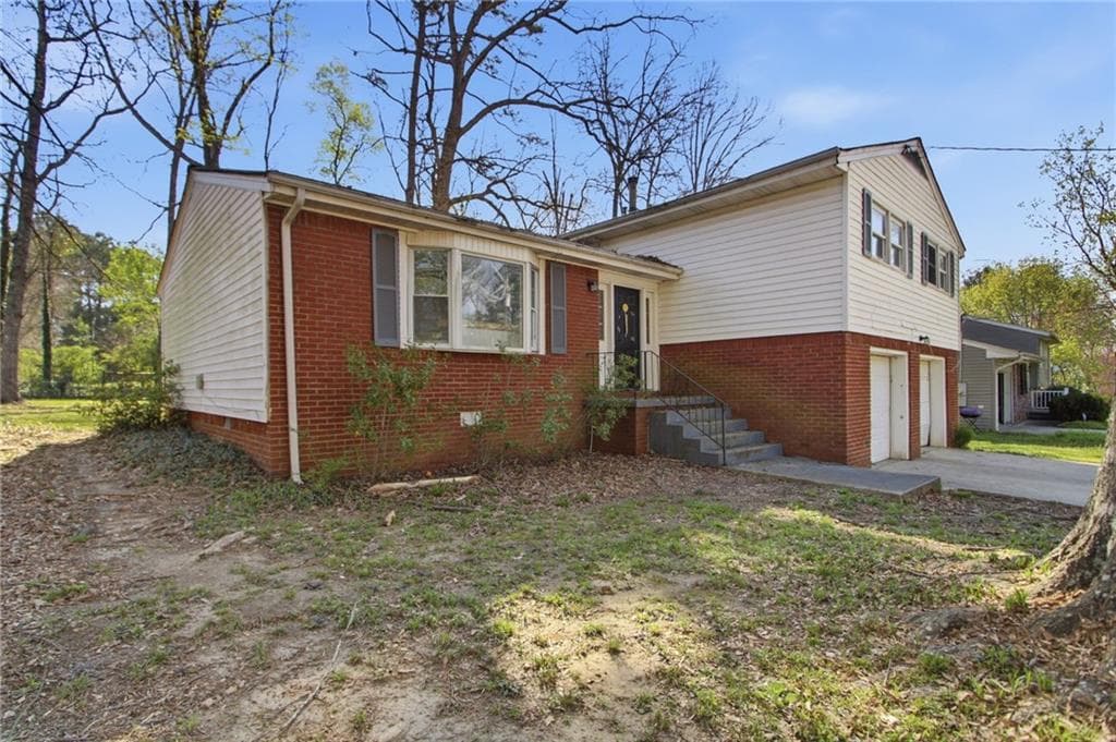 4 bedroom, 2 bathroom, 2,024 sq ft single family residence sold at 2459 Rockknoll Drive, Conley, GA 30288