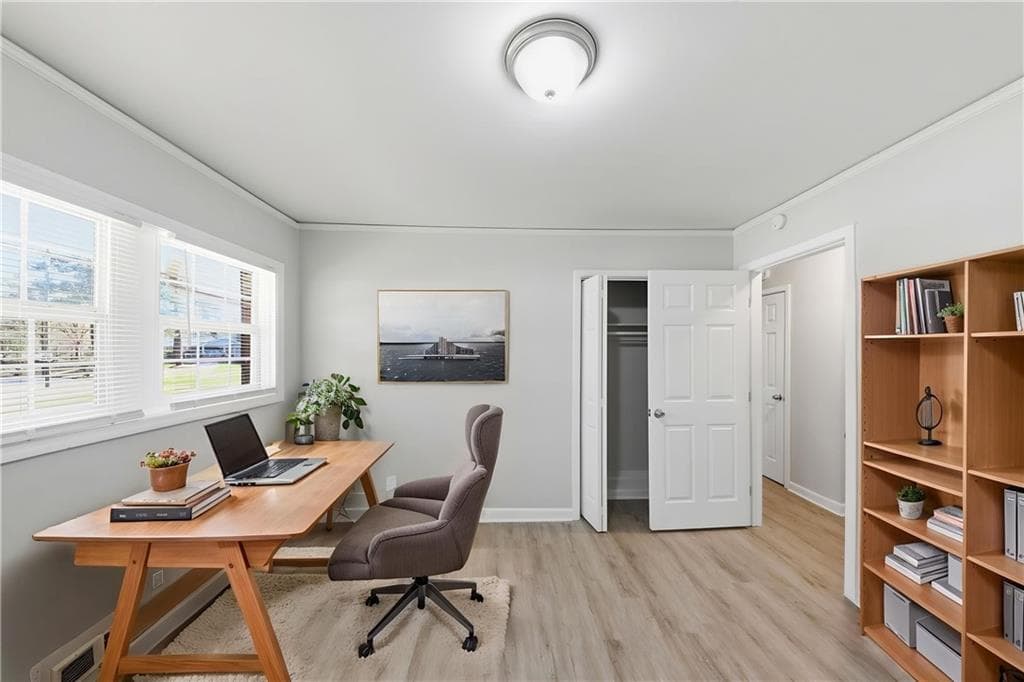 3 bedroom, 2 bathroom, 1,742 sq ft single family residence for sale at 1939 Shepherd Circle, Atlanta, GA 30311 — photo 7
