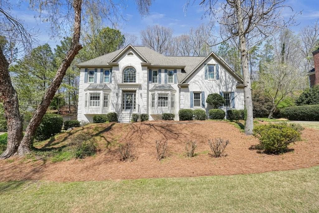 1815 Windsor Wood Drive, Roswell, GA 30075 — most recent listing photo
