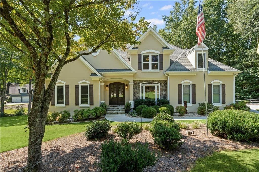 212 Silver Birch Court, Alpharetta, GA 30004 — most recent listing photo