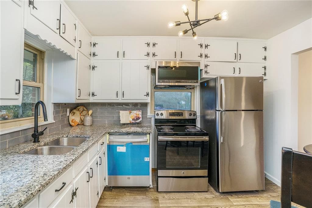 3 bedroom, 2 bathroom, 1,425 sq ft single family residence for rent at 436 Grady Place, Atlanta, GA 30354 for $2,100 a month — photo 7