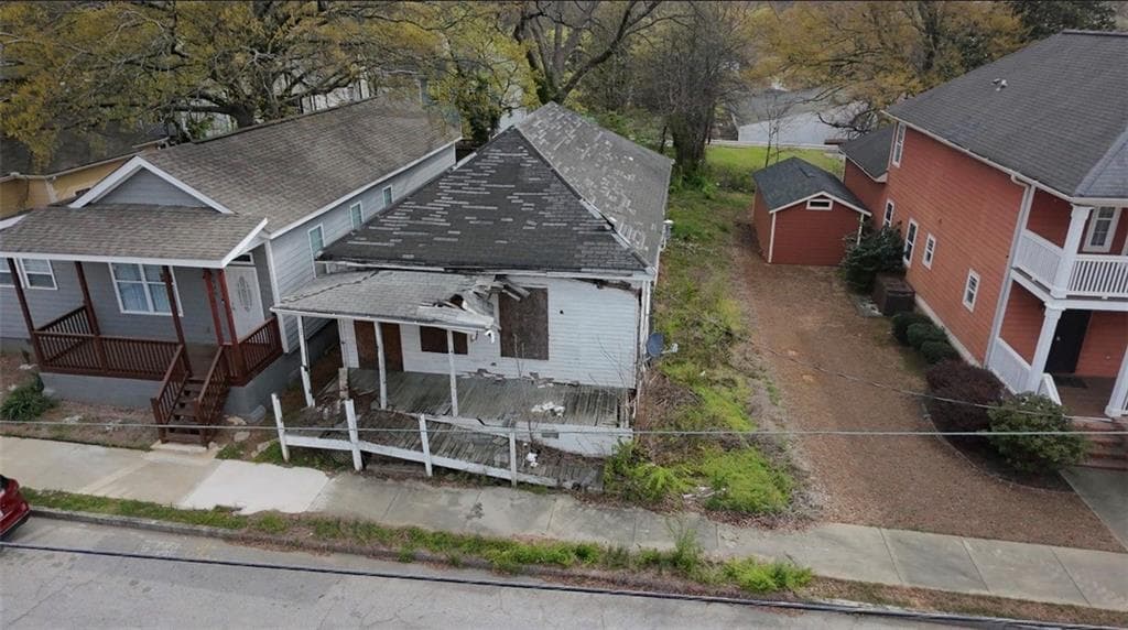 3 bedroom, 2 bathroom, 1,100 sq ft single family residence for sale at 928 Welch Street, Atlanta, GA 30310 — photo 9