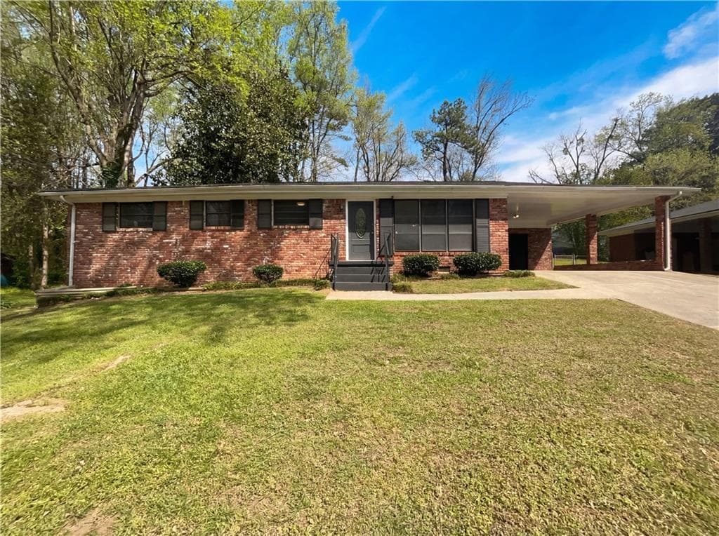 3 bedroom, 2 bathroom, 1,224 sq ft single family residence for sale at 2855 Jerome Road, Atlanta, GA 30349