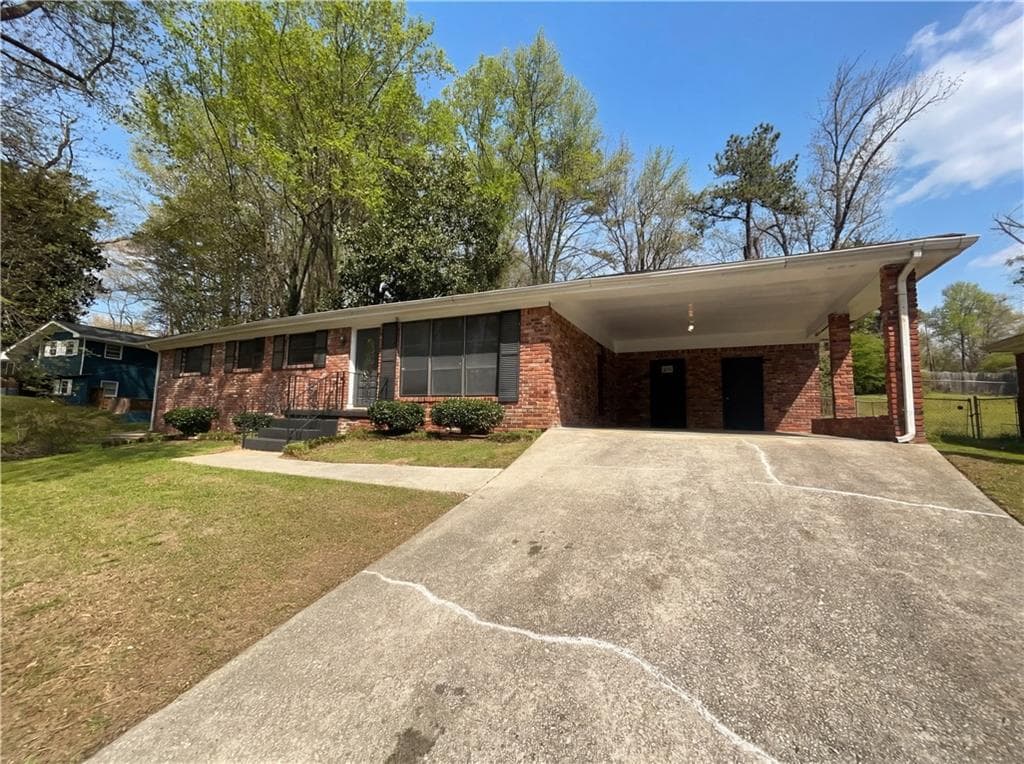 3 bedroom, 2 bathroom, 1,224 sq ft single family residence for sale at 2855 Jerome Road, Atlanta, GA 30349 — photo 8