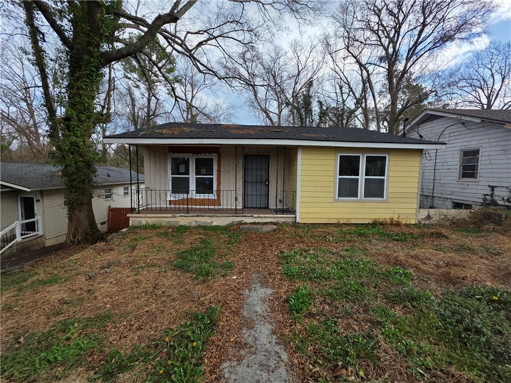 2 bedroom, 1 bathroom, 955 sq ft single family residence for sale at 441 Lanier Street, Atlanta, GA 30318 — photo 2