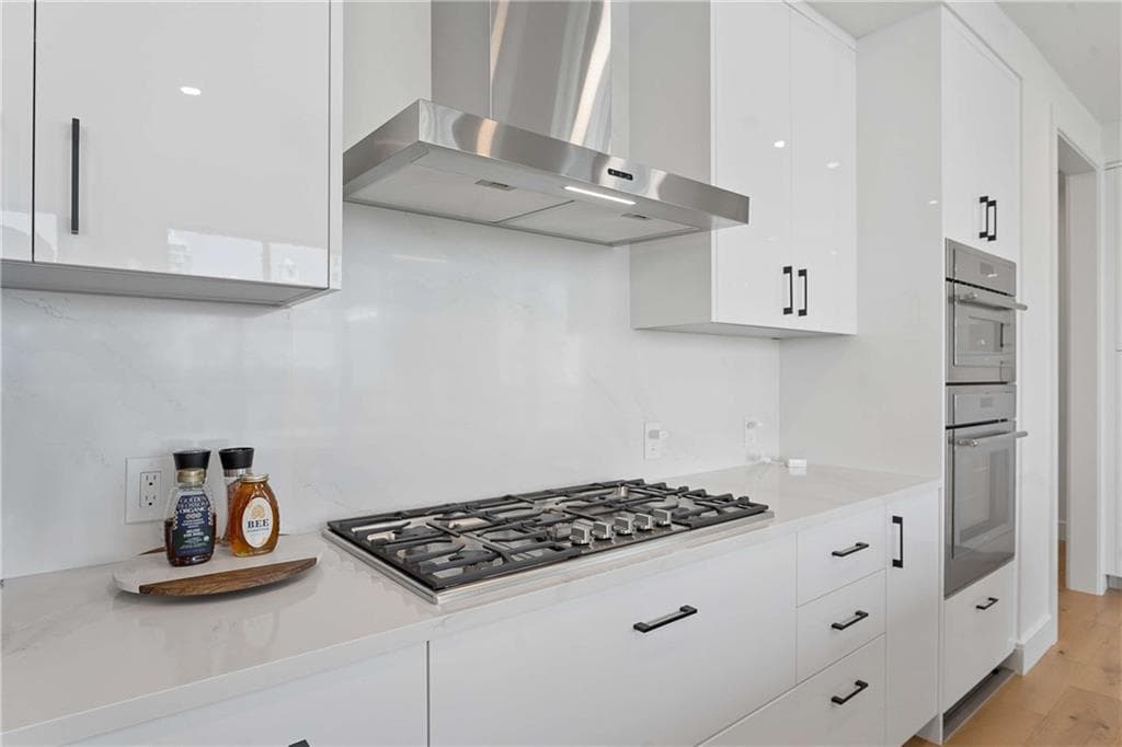 3 bedroom, 4 bathroom, 2,249 sq ft condominium for sale at 2425 Peachtree Road 901, Atlanta, GA 30305 — photo 3