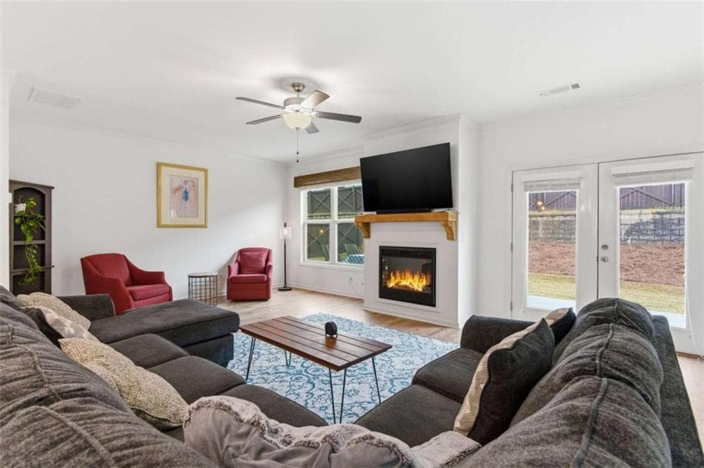 4 bedroom, 3 bathroom, 2,657 sq ft single family residence for sale at 5445 Trillium Way, Flowery Branch, GA 30542 — photo 10