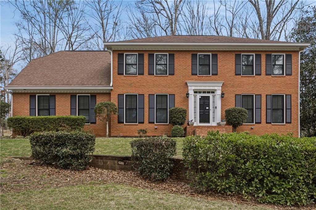 4 bedroom, 3 bathroom, 3,055 sq ft single family residence sold at 280 Creek View Trail, Fayetteville, GA 30214