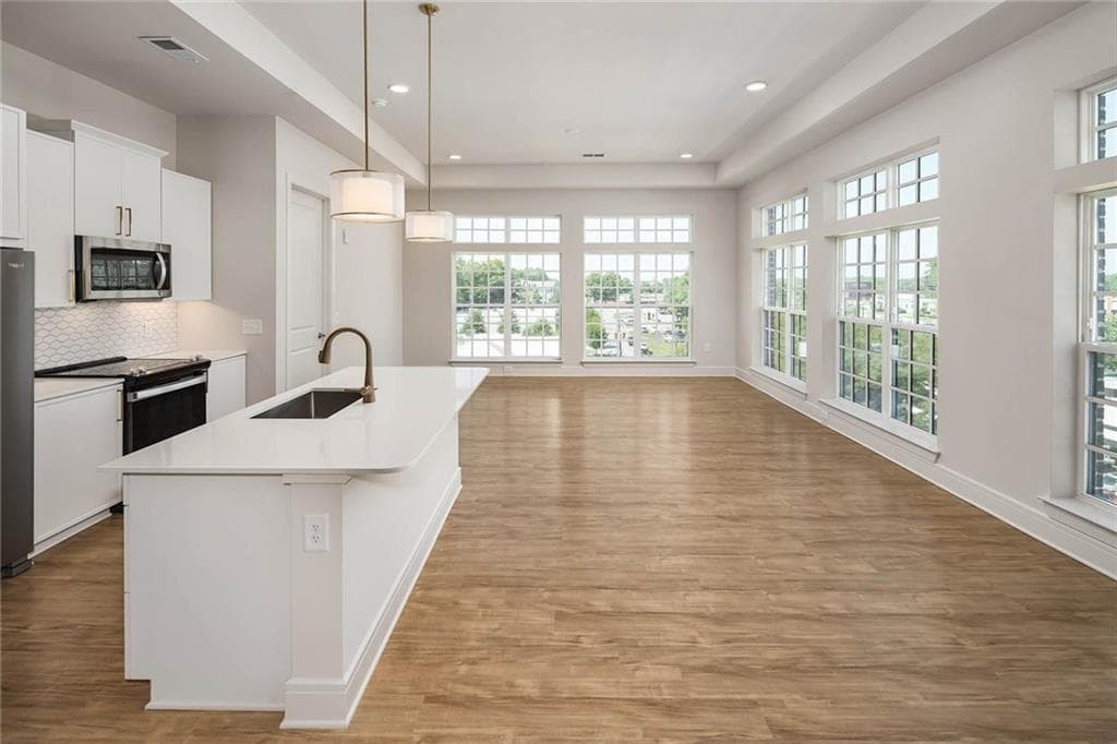 1 bedroom, 1 bathroom, 783 sq ft apartment for rent at 2124 American Industrial Way 1210, Atlanta, GA 30341 for $1,872 a month — photo 8