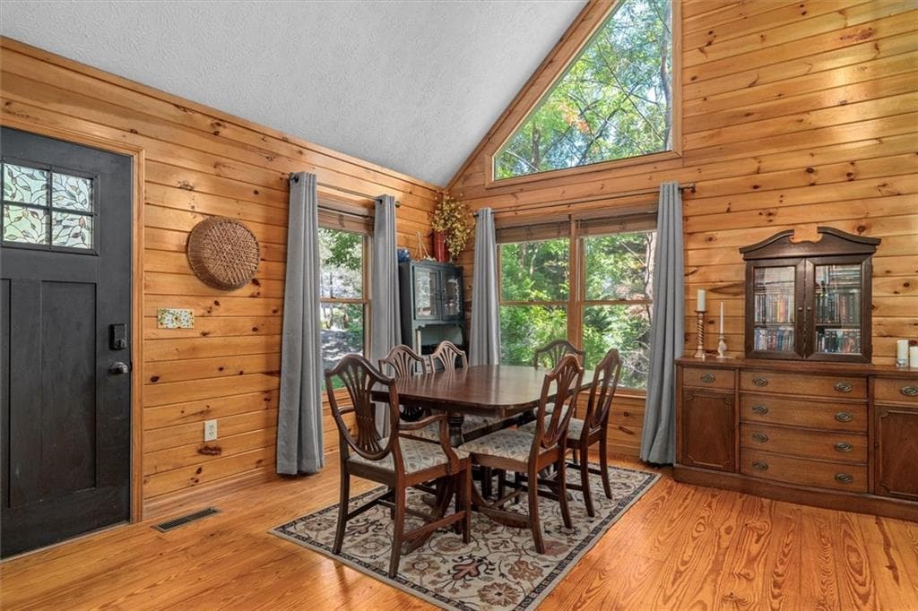 3 bedroom, 3 bathroom, 2,048 sq ft single family residence for sale at 1083 Mountain Oak Road, Ellijay, GA 30536 — photo 10