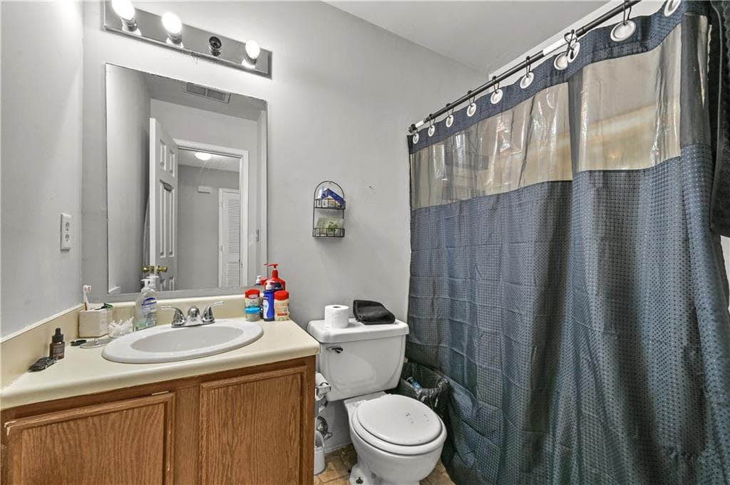 2 bedroom, 2 bathroom, 1,059 sq ft condominium for sale at 1166 Booth Road 306, Marietta, GA 30008 — photo 5