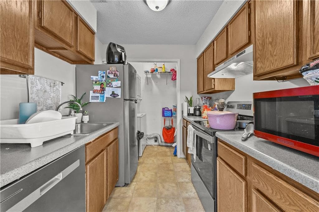 2 bedroom, 2 bathroom, 1,059 sq ft condominium for sale at 1166 Booth Road 306, Marietta, GA 30008 — photo 10