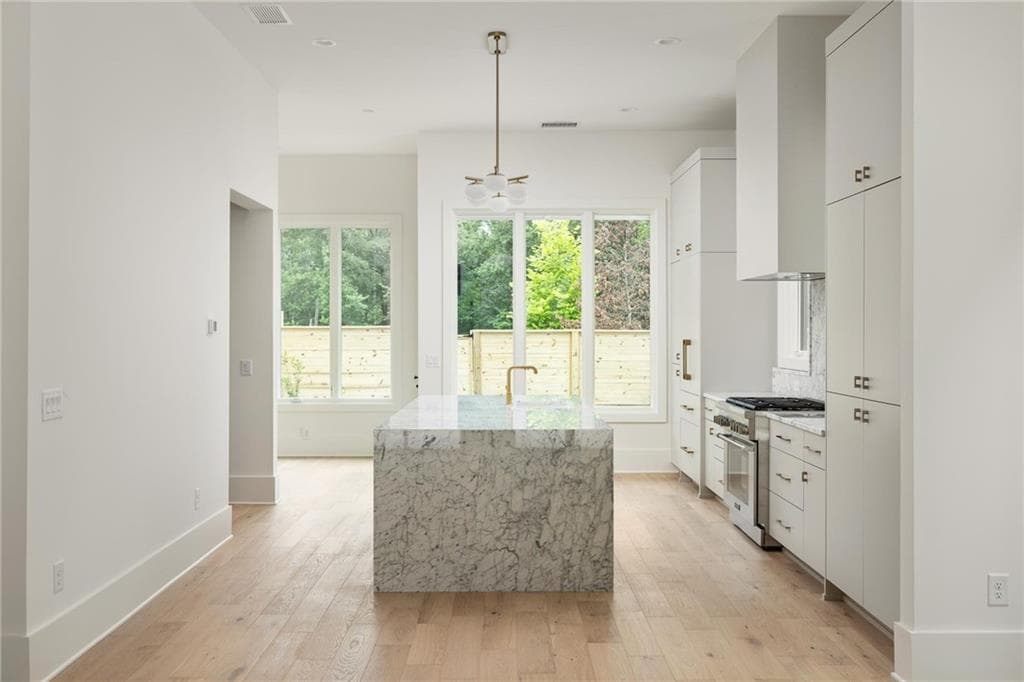 4 bedroom, 5 bathroom, 3,166 sq ft townhouse for sale at 11560 Serenbe Lane, Chattahoochee Hills, GA 30268 — photo 9