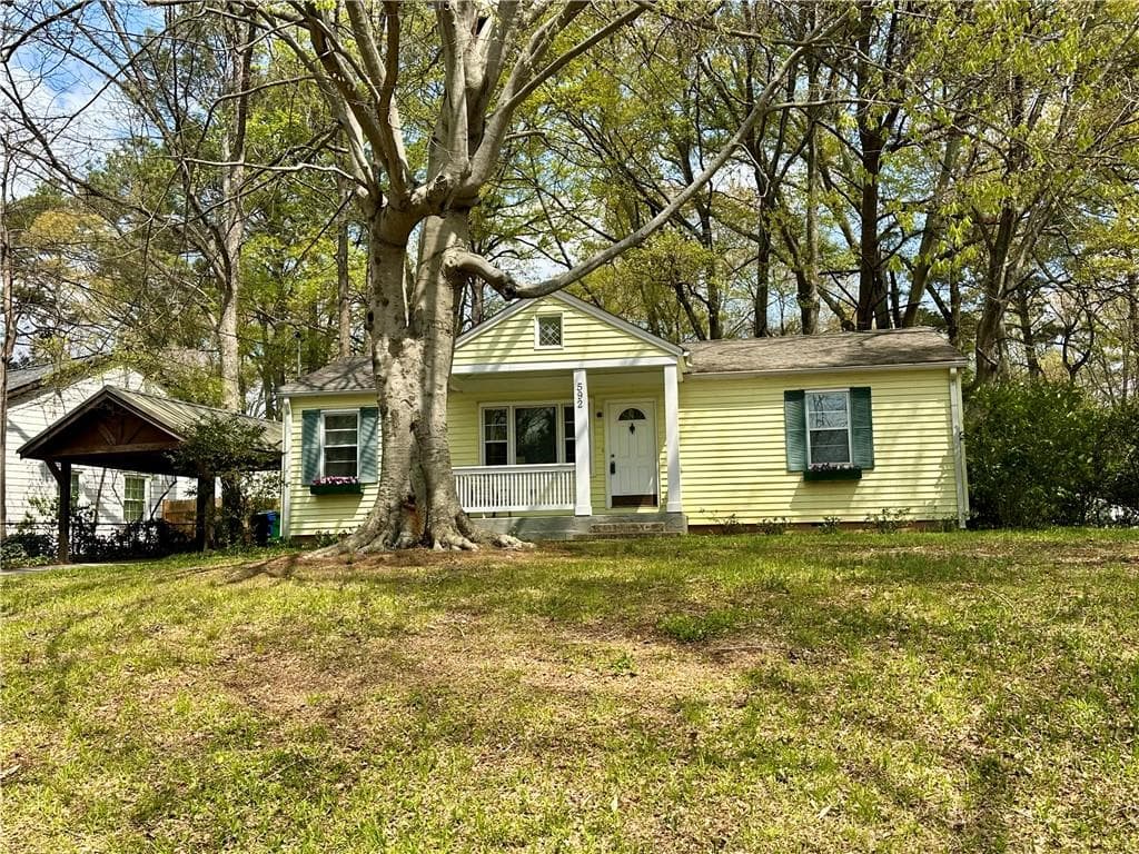 592 Scott Circle, Decatur, GA 30033 — most recent listing photo
