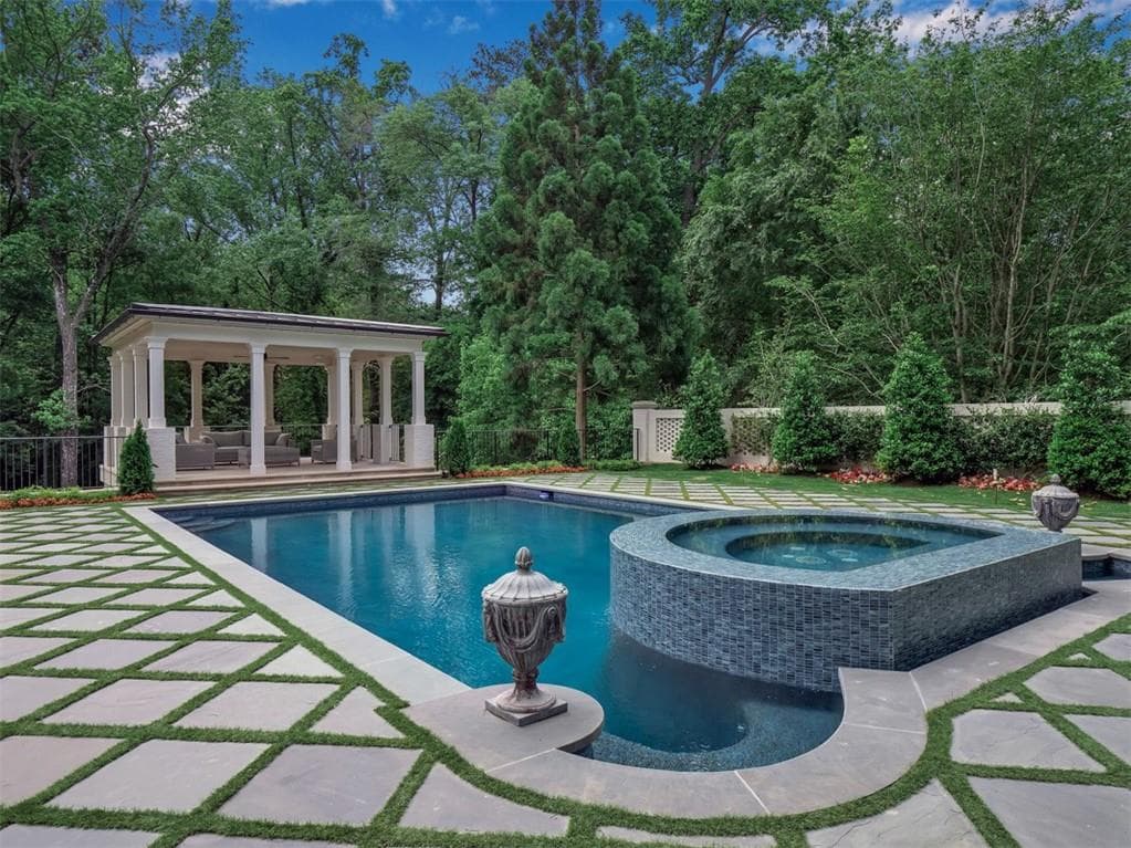6 bedroom, 10 bathroom, 10,744 sq ft single family residence for sale at 3625 Tuxedo Road, Atlanta, GA 30305 — photo 4
