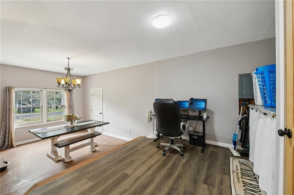 3 bedroom, 1 bathroom, 1,492 sq ft single family residence for sale at 8165 Laurel Drive, Covington, GA 30014 — photo 9