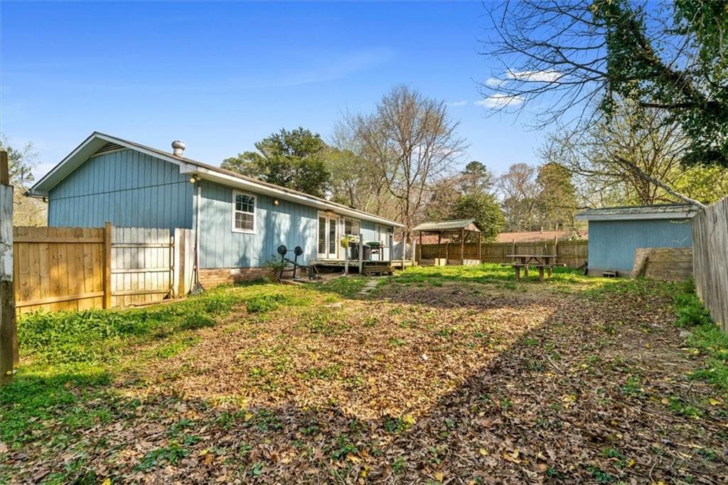 4 bedroom, 2 bathroom, 1,758 sq ft single family residence for sale at 47 North Way, Chatsworth, GA 30705 — photo 3