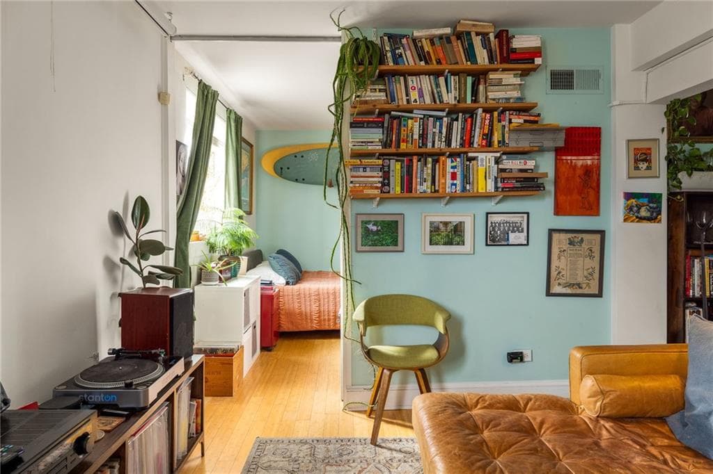 1 bedroom, 1 bathroom, 515 sq ft condominium for sale at 589 Auburn Avenue D, Atlanta, GA 30312 — photo 4