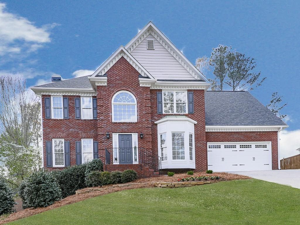 5 bedroom, 4 bathroom, 3,891 sq ft single family residence under contract at 2013 Castlemaine Circle, Woodstock, GA 30189