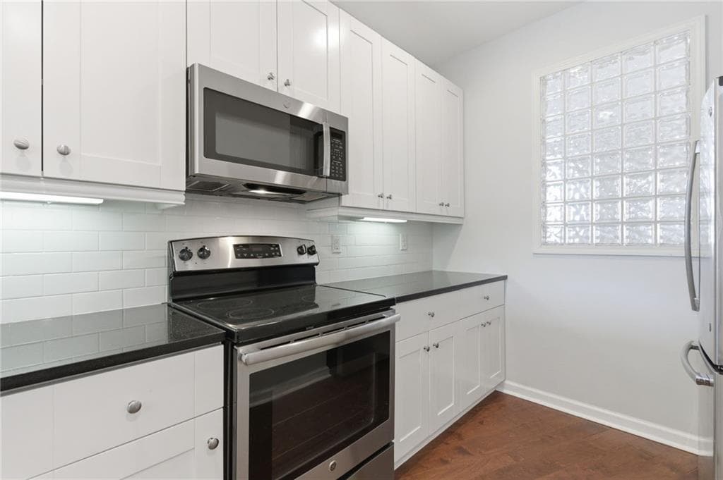 1 bedroom, 1 bathroom, 780 sq ft condominium for sale at 10 Perimeter Summit Boulevard 4443, Atlanta, GA 30319 — photo 8