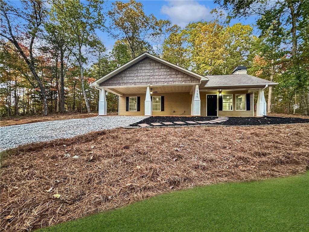 2 bedroom, 1 bathroom single family residence sold at 730 Carrie Cove Lane, Clarkesville, GA 30523