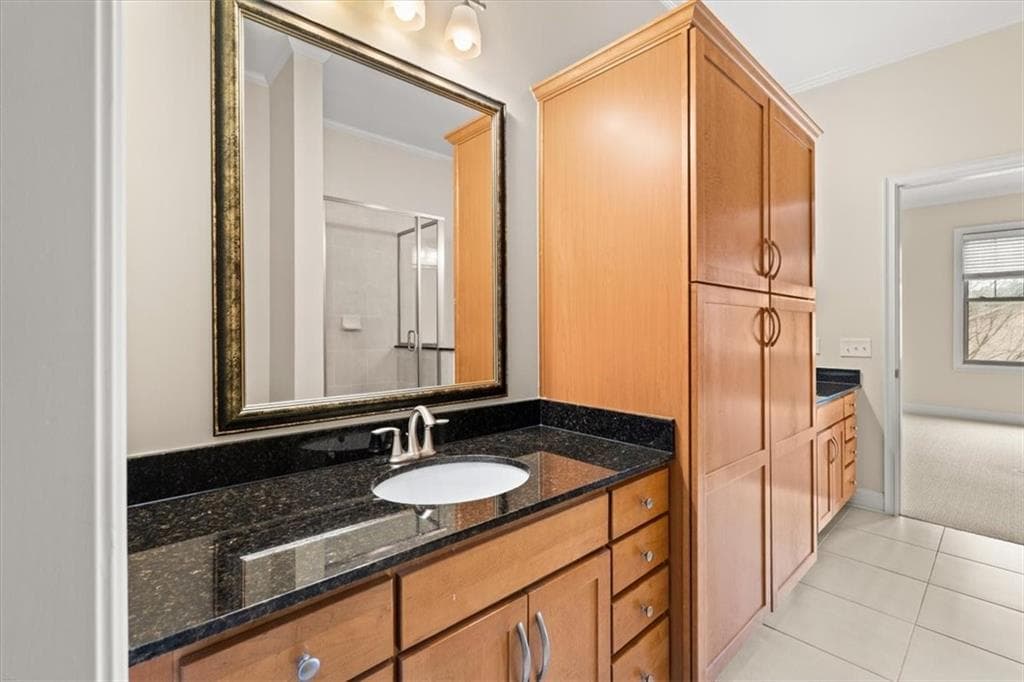 2 bedroom, 2 bathroom, 1,363 sq ft condominium for sale at 3621 Vinings Slope 3407, Atlanta, GA 30339 — photo 8