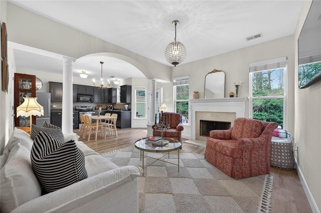 216 Parc View Lane