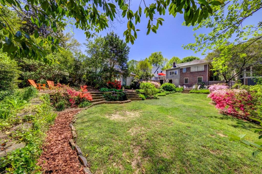 3 bedroom, 2 bathroom, 2,289 sq ft single family residence for rent at 27 Northwood Avenue, Atlanta, GA 30309 for $12,000 a month — photo 5