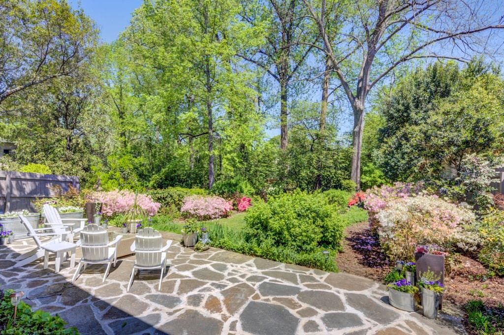3 bedroom, 2 bathroom, 2,289 sq ft single family residence for rent at 27 Northwood Avenue, Atlanta, GA 30309 for $12,000 a month — photo 7