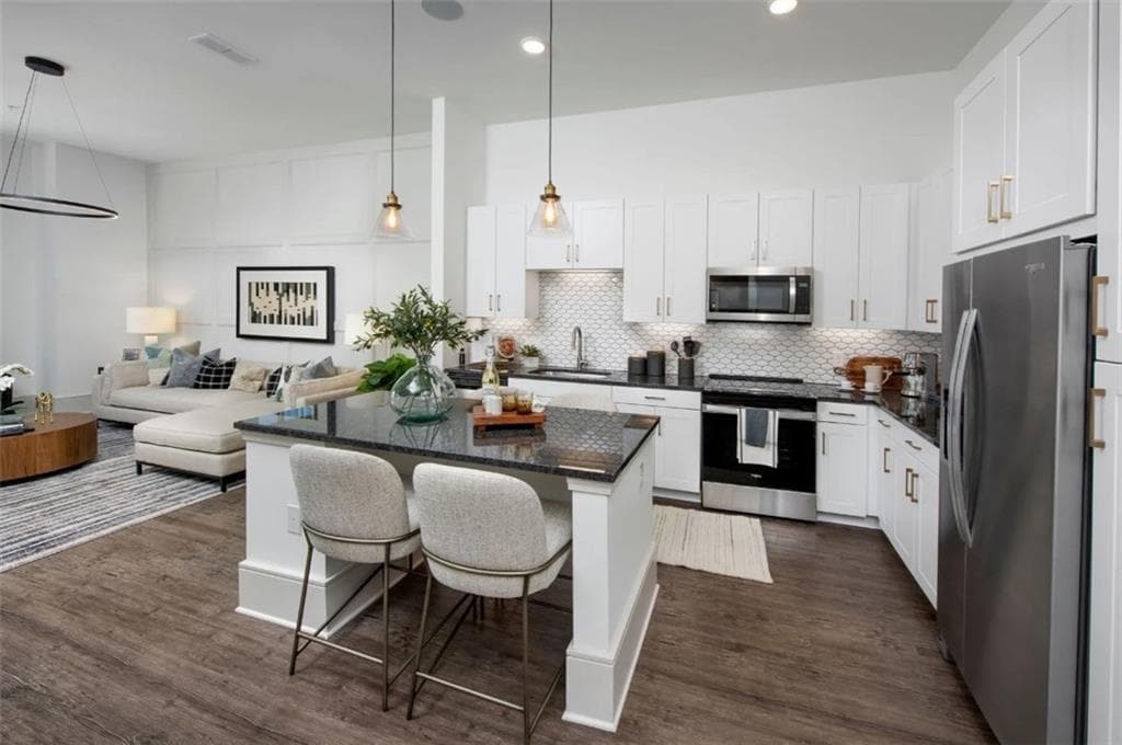 2 bedroom, 2 bathroom, 1,239 sq ft apartment for rent at 4271 Woodward Mill Road 2214, Buford, GA 30518 for $1,999 a month — photo 2