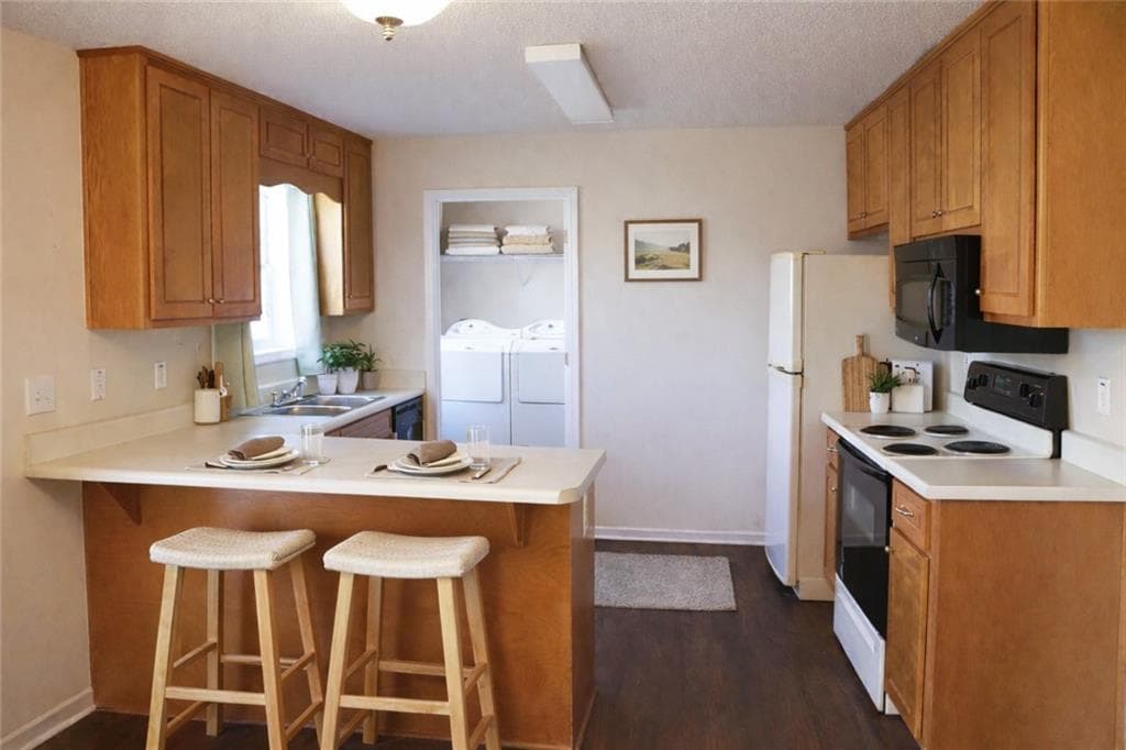 3 bedroom, 2 bathroom, 1,400 sq ft single family residence for sale at 5523 Green Circle, Clermont, GA 30527 — photo 5