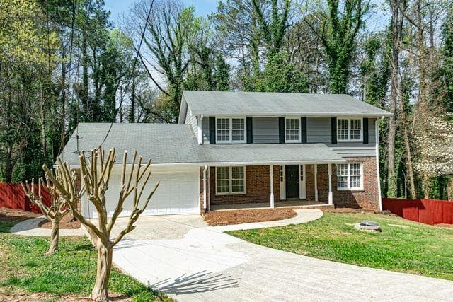 4 bedroom, 3 bathroom, 3,042 sq ft single family residence for sale at 790 Anna Court, Lawrenceville, GA 30044 — photo 1 of 41