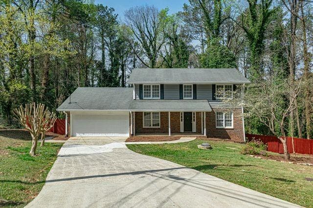 4 bedroom, 3 bathroom, 3,042 sq ft single family residence for sale at 790 Anna Court, Lawrenceville, GA 30044 — photo 2