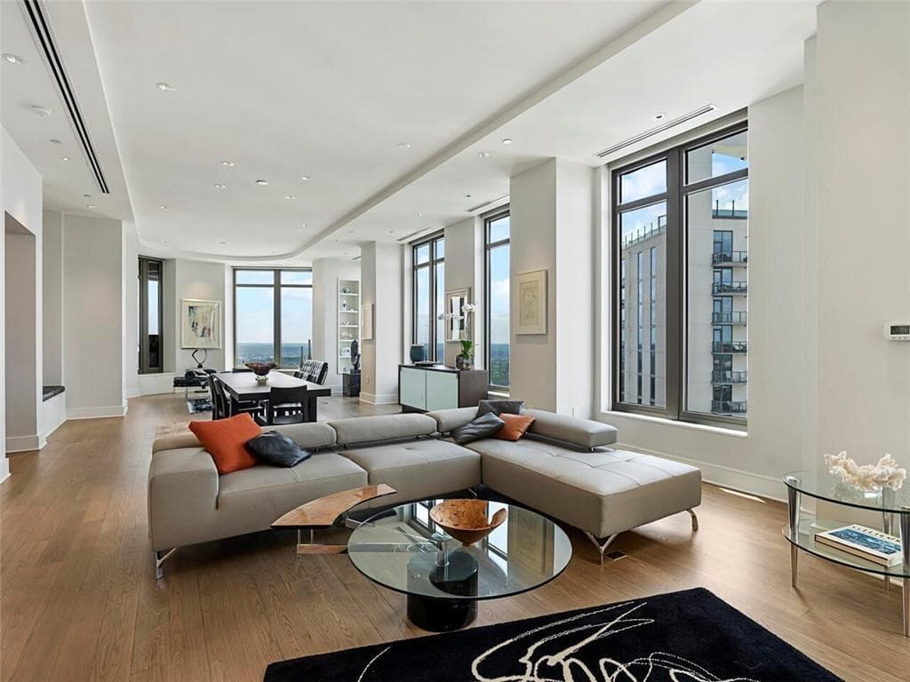 3 bedroom, 4 bathroom condominium for rent at 3376 Peachtree Road 44-B, Atlanta, GA 30326 for $15,000 a month — photo 3