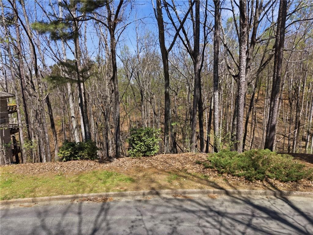 single family residence for sale at 335 N Peak Drive, Alpharetta, GA 30022 — photo 3