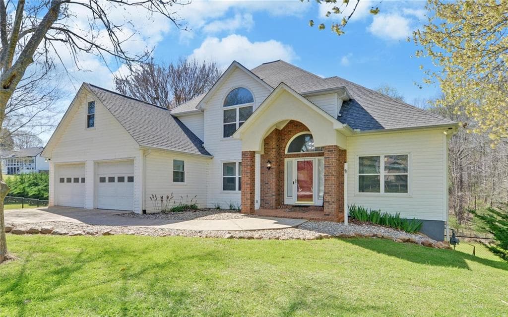 11 Golden Autumn Drive, Dahlonega, GA 30533 — most recent listing photo